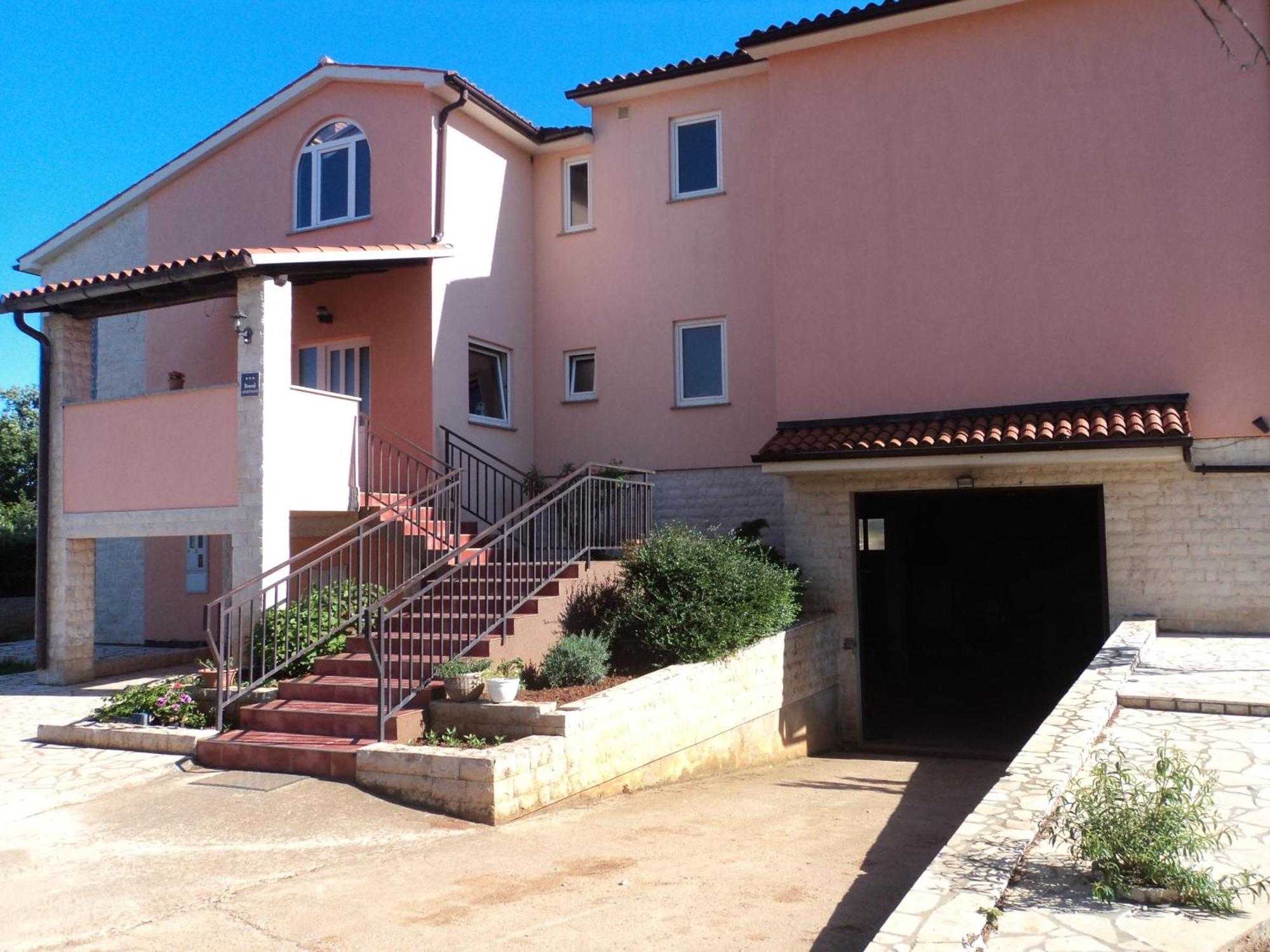 Apartments Vera Ližnjan Екстериор снимка