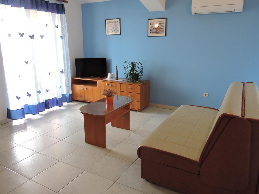 Apartments Vera Ližnjan Екстериор снимка